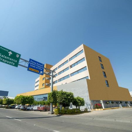 Capital O Hotel Casa Real Celaya Celaya  Exteriör bild